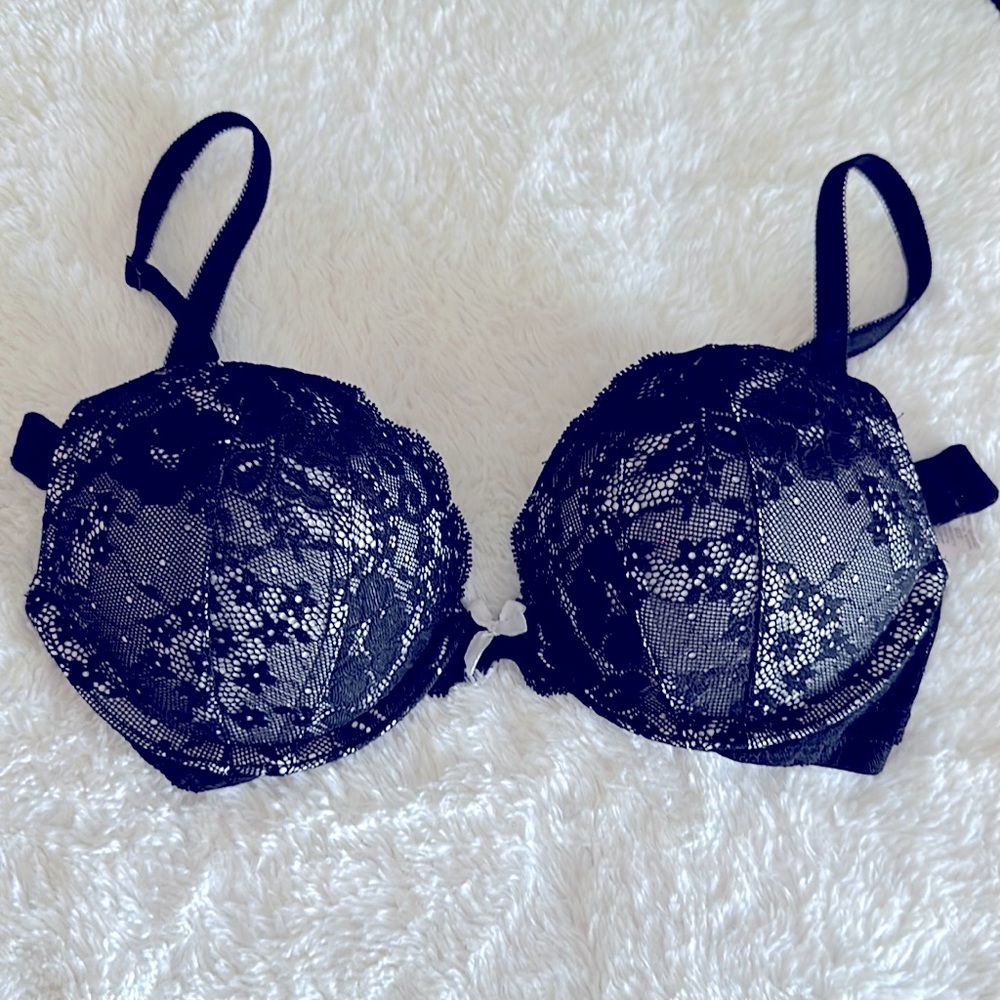 NEW Dream Angels Victoria’s Secret black lace plunge push-up bra 32B